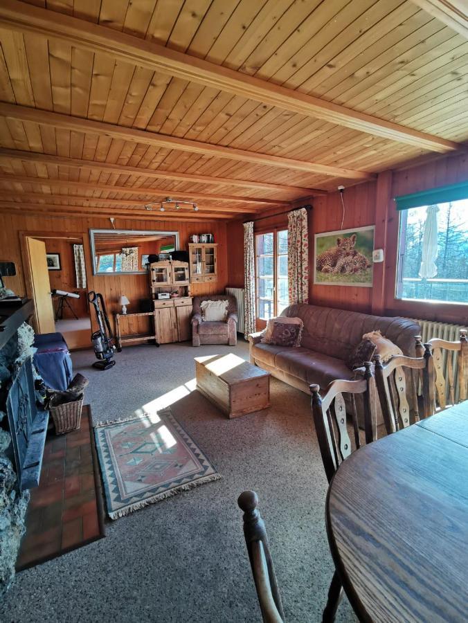 Chalet Traditionnel Avec Jacuzzi Exterieur Bex Exteriör bild