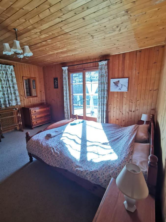 Chalet Traditionnel Avec Jacuzzi Exterieur Bex Exteriör bild